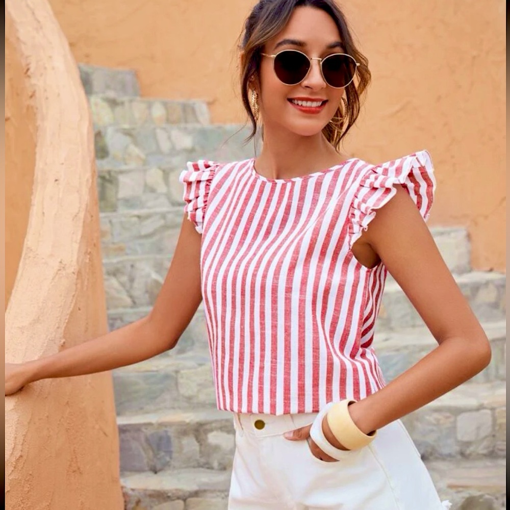 NEW Top ๐ - Picture 2 of 13